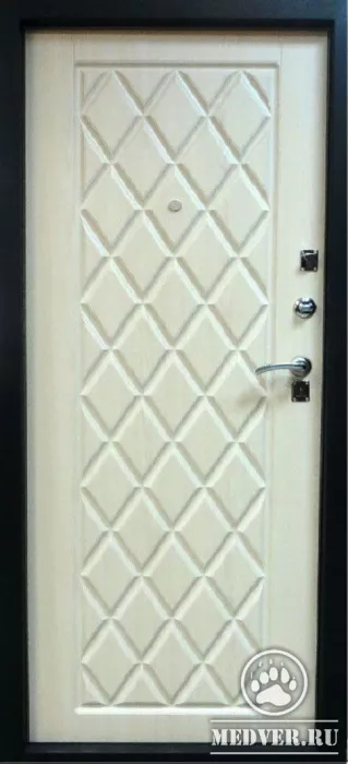 Дверь в стиле техно-7